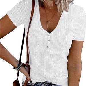 NWT never worn super soft ribbed knit tshirt Henley